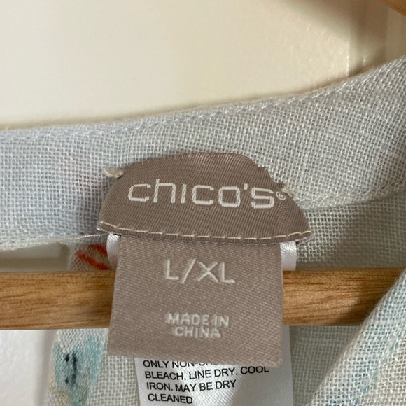 Chicos Womens Tropical Print Linen Top Size L/XL V Neck White Cap Sleeve Coastal - Picture 2 of 9